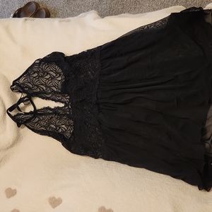 Black lace nightie w thong